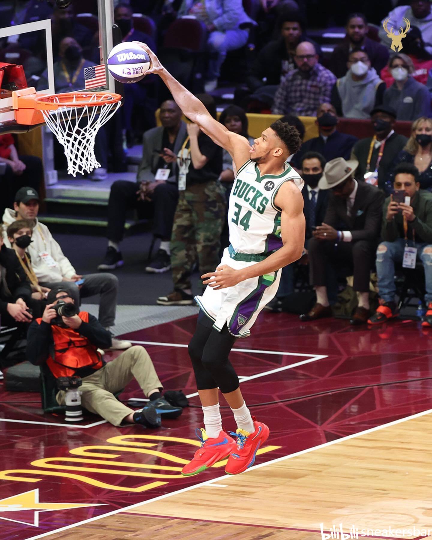 与此同时 与此同时