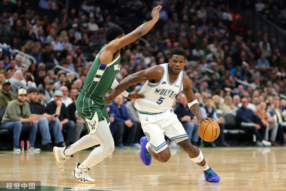 而挑战者则 而挑战者则