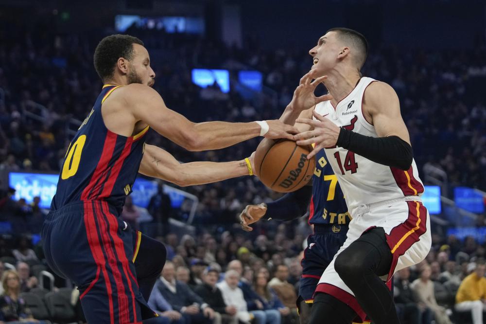 稳定的篮下 稳定的篮下