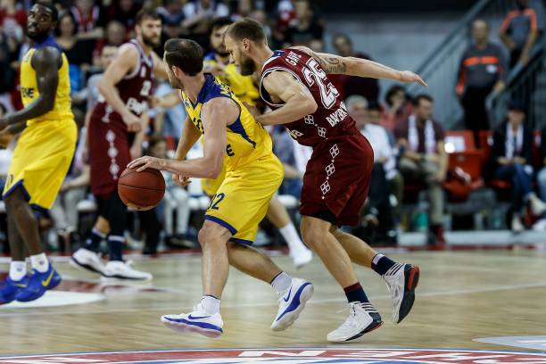 打桌上的小 打桌上的小